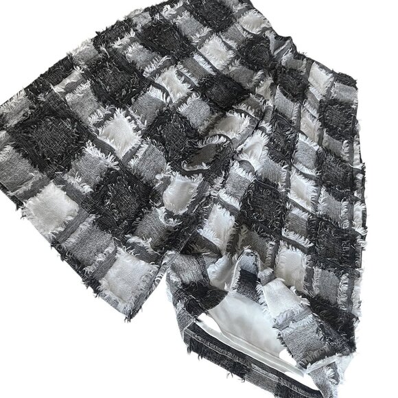 DO+BE Textured Bold Checkered Women's Shorts – Elevated Casual Looks Size S, NWT - Picture 4 of 7